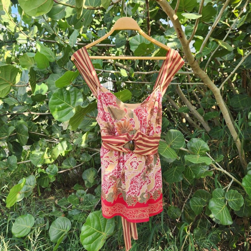 Boho style Y2K Bandolino top size 8